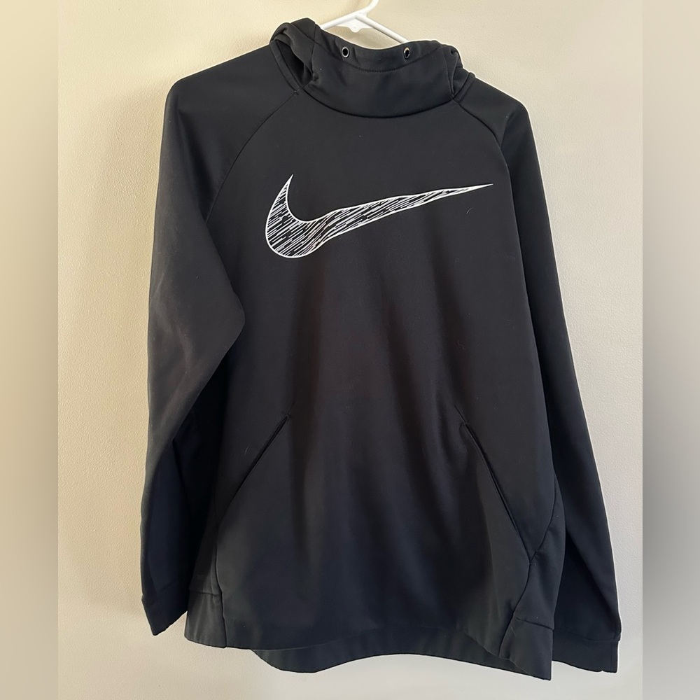 Nike Men’s Logo Sweatshirt
